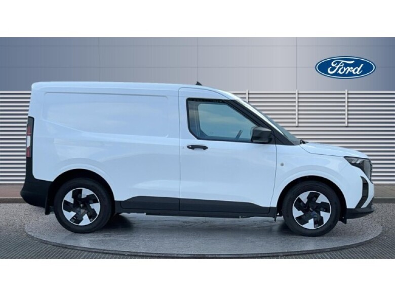 Ford Transit Courier E-Transit Courier 100kW 43kWh Trend Van Auto